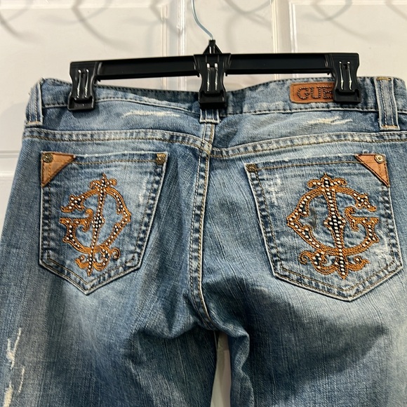 Guess size 27 foxy flare leg jeans, distressed, excellent condition - Picture 8 of 14